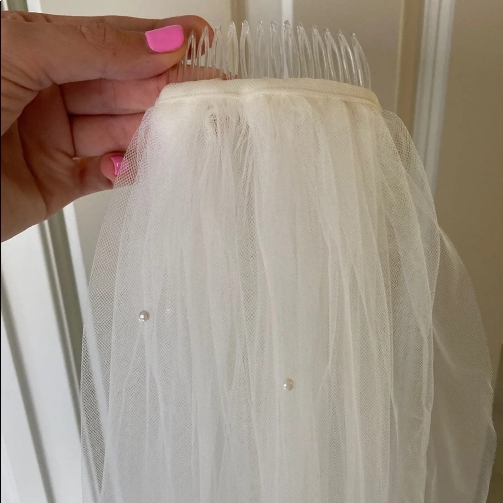 48in Ivory Bridal Wedding Veil with Pearl Accents